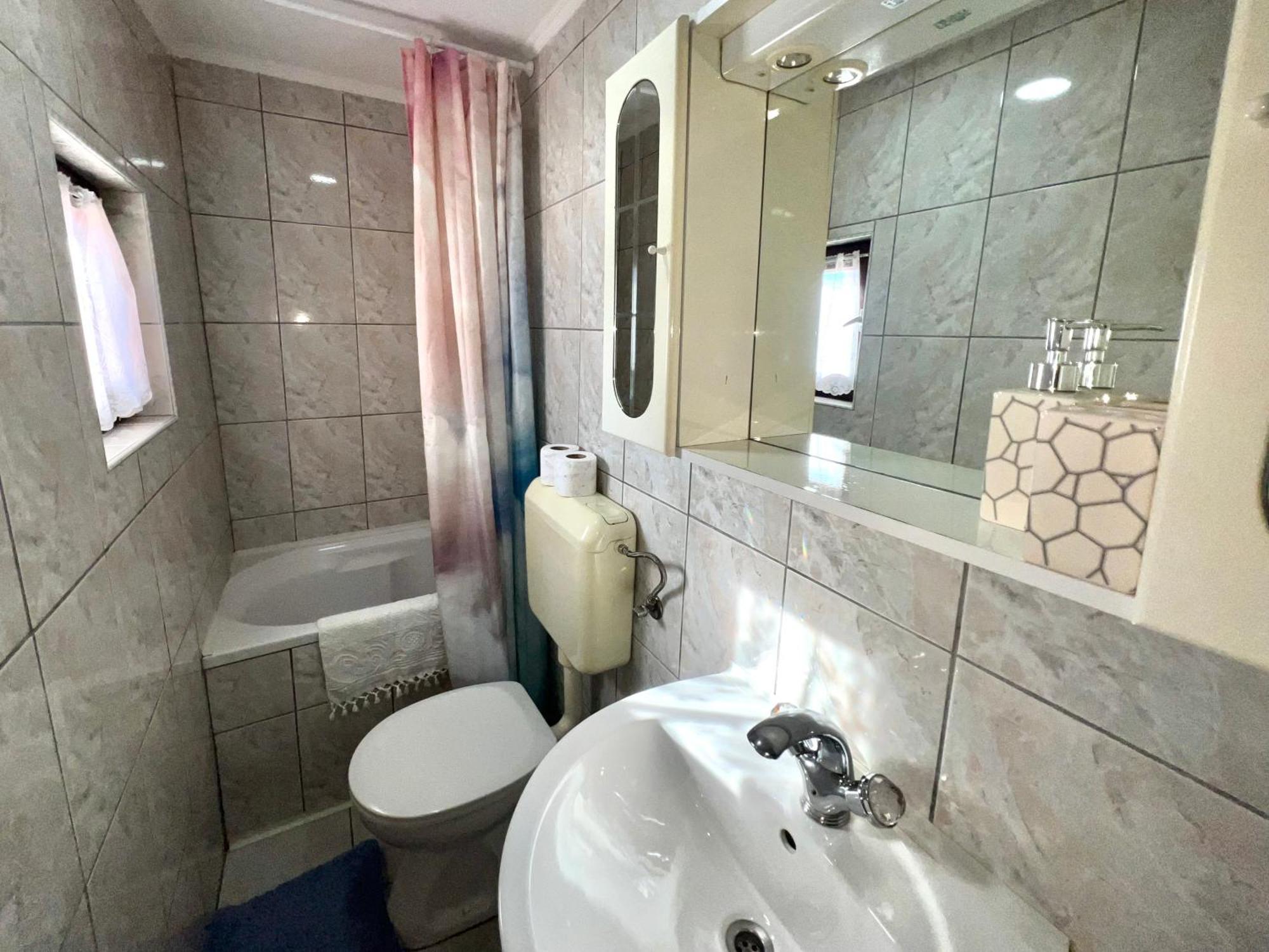 Hani Studio Apartment Sarajewo Zewnętrze zdjęcie