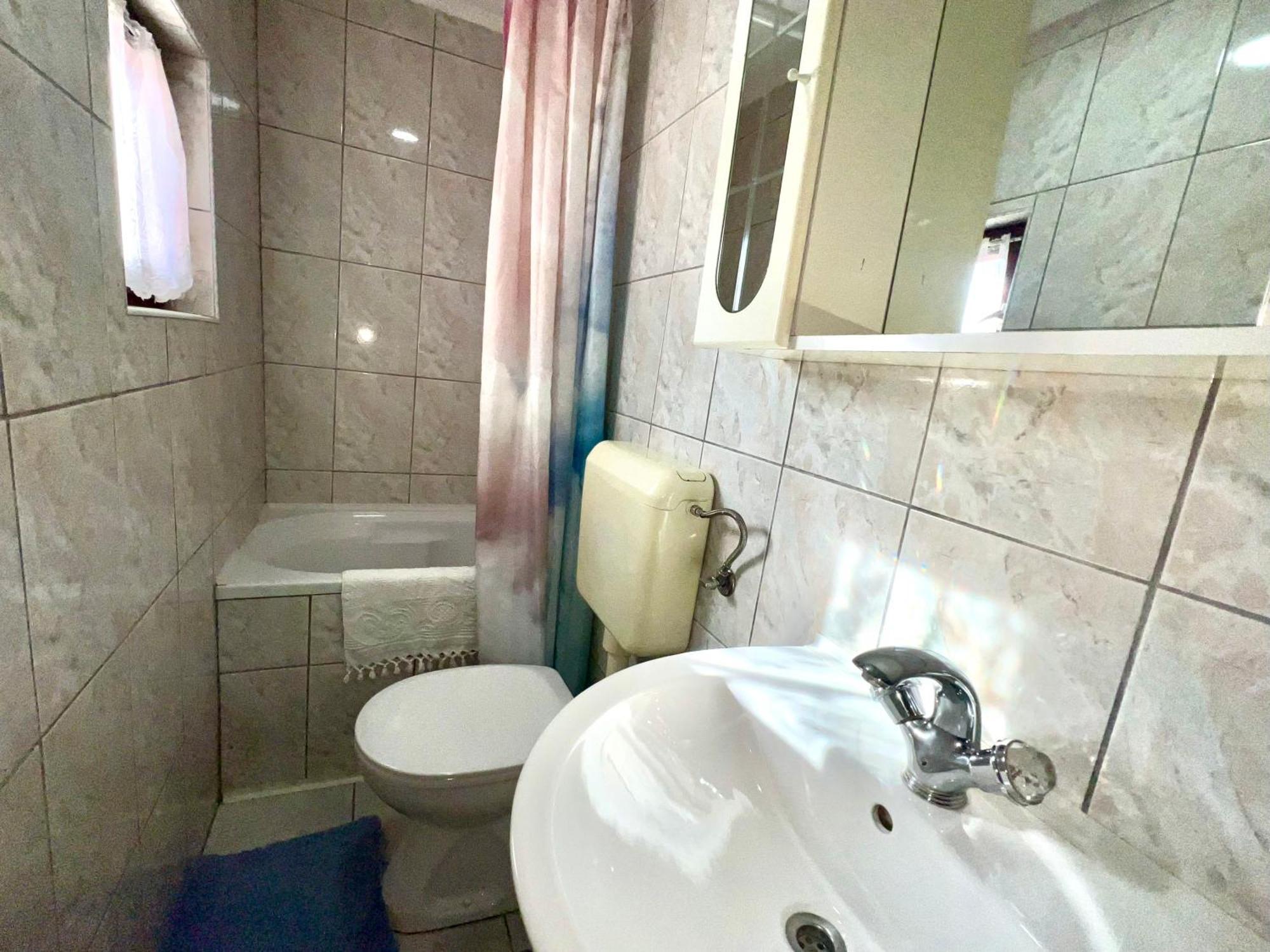 Hani Studio Apartment Sarajewo Zewnętrze zdjęcie